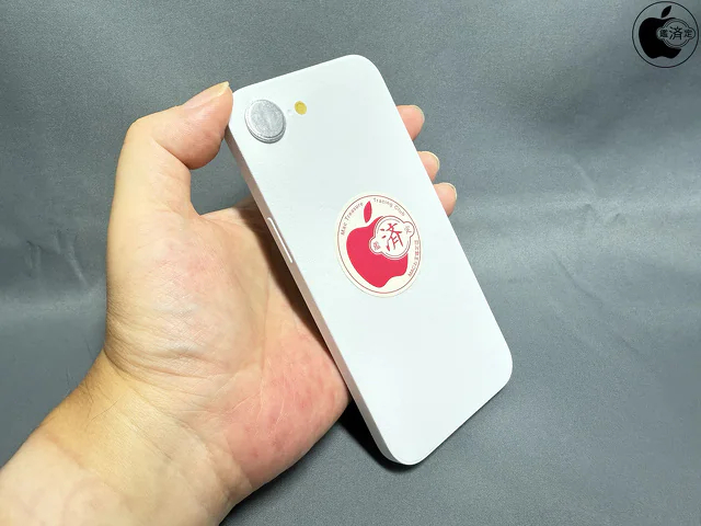 iphone_se_4_přesná_maketa!_moderní_design,_výkonný_čip_a_nové_funkce.jpg